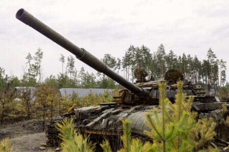 Tank - Photo by David Peinado on Pexels