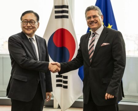 Inkyo Cheong - Maros Sefcovic - Photo © European Union 2025